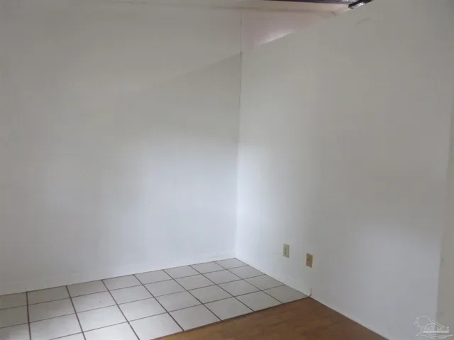 $1,850 | 5337 East Avenida De Golf, Pace, FL 32571