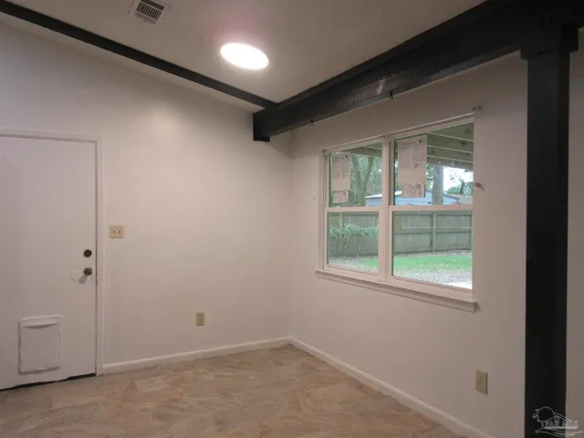 $1,850 | 5337 East Avenida De Golf, Pace, FL 32571