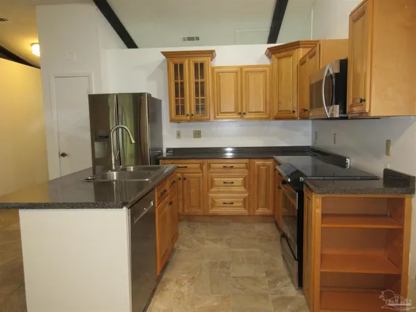 $1,750 | 5337 East Avenida De Golf, Pace, FL 32571