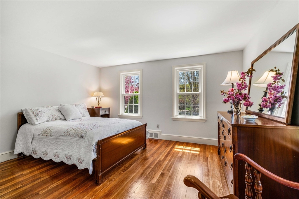 53 Summer Street Danvers, MA 01923 - Photo 26 of 41