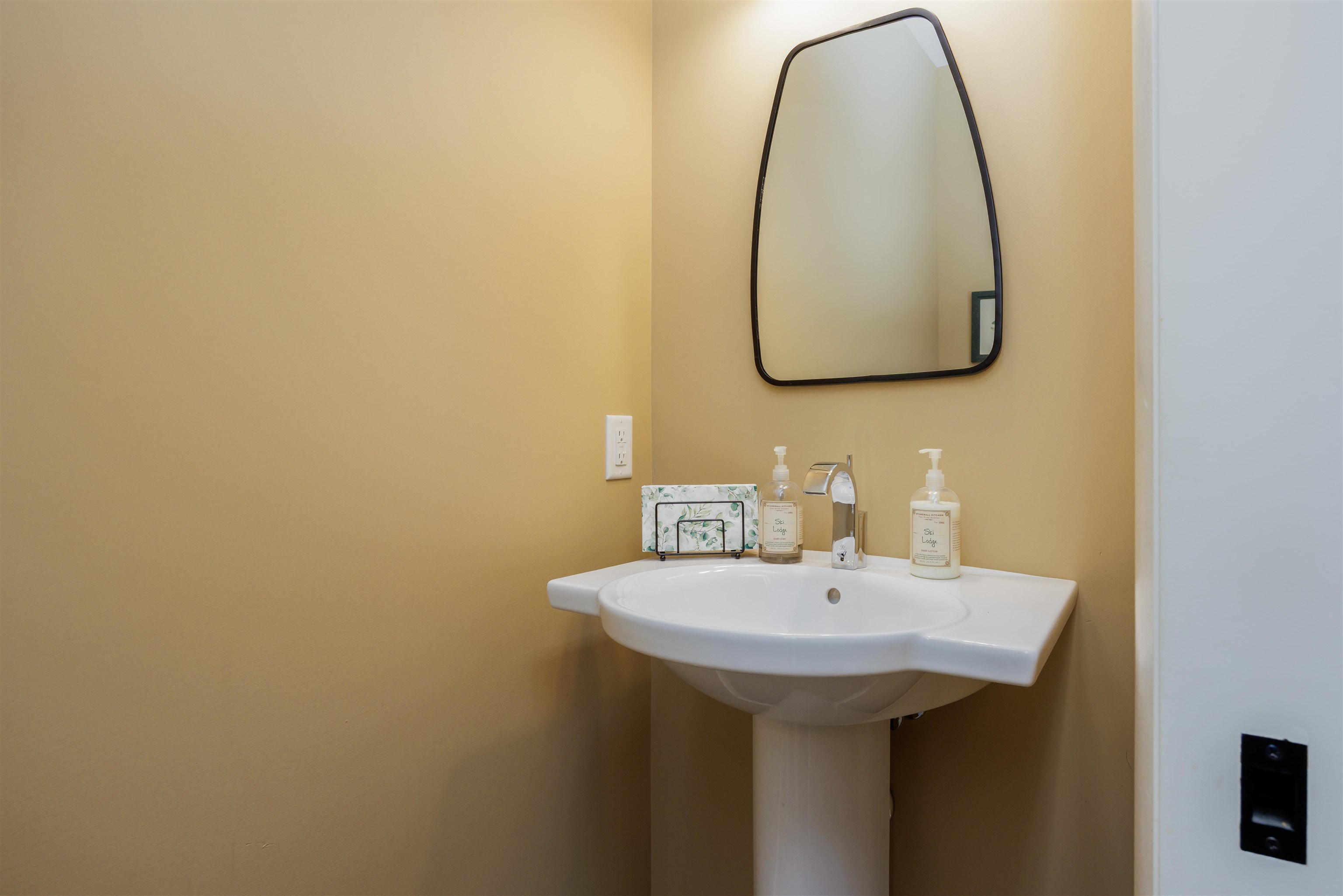 6 Samoset Road Sunapee, NH 03782 - Photo 35 of 57