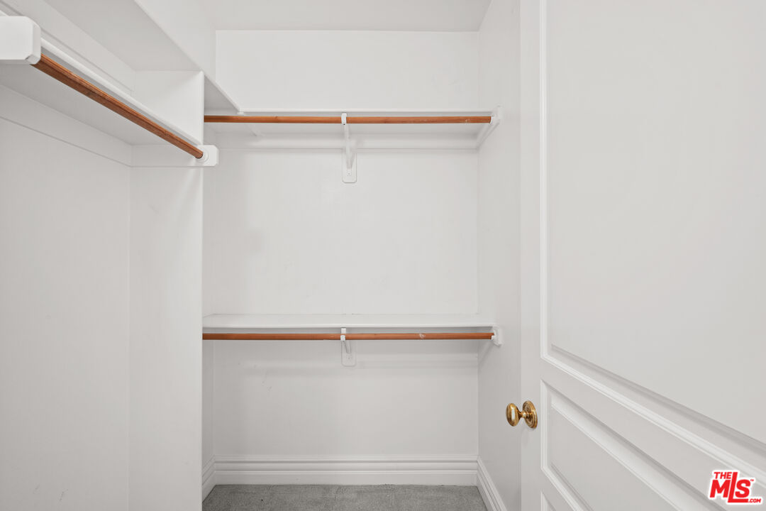 1756 Ruhland Avenue Manhattan Beach, CA 90266 - Photo 49 of 75 a close up view of racks