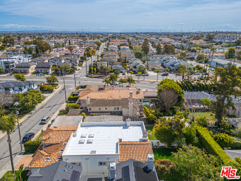 1756 Ruhland Avenue Manhattan Beach, CA 90266 - Photo 70 of 75 an aerial view of a house with outdoor space