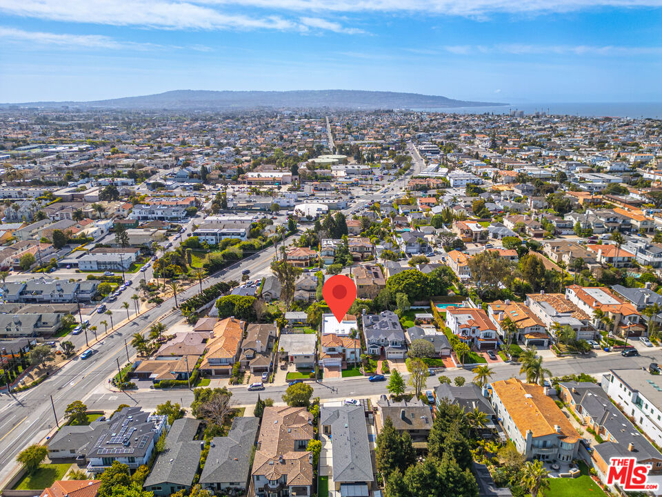 1756 Ruhland Avenue Manhattan Beach, CA 90266 - Photo 72 of 75 an aerial view of a city