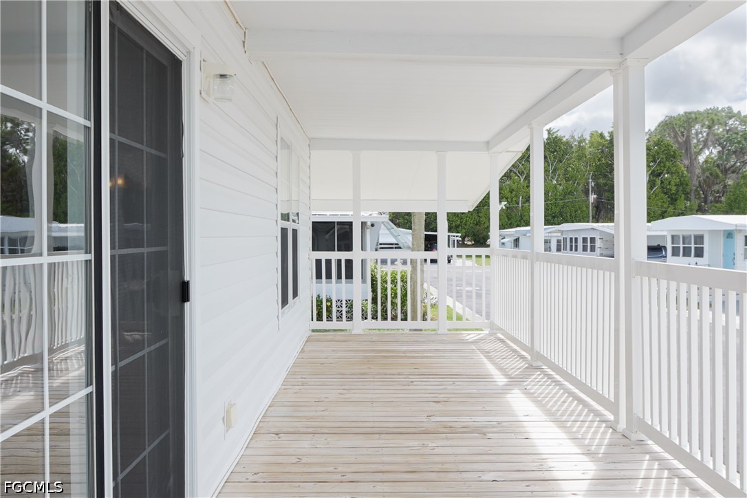 9 Dill Alva, FL 33920 - Photo 4 of 47