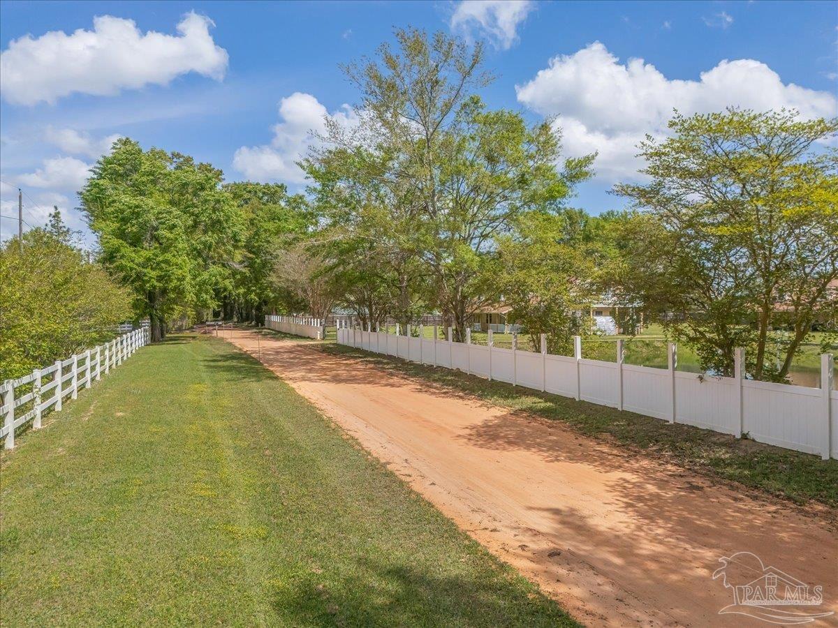 5556 Chalker Road Molino, FL 32577 - Photo 5 of 61