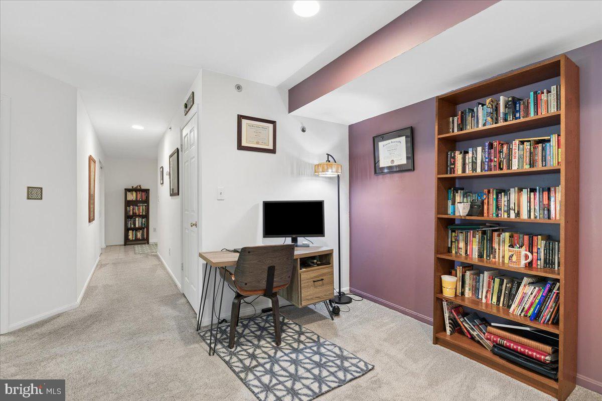 402 Rockfleet Road, Unit 102 Lutherville-Timonium, MD 21093 - Photo 12 of 47