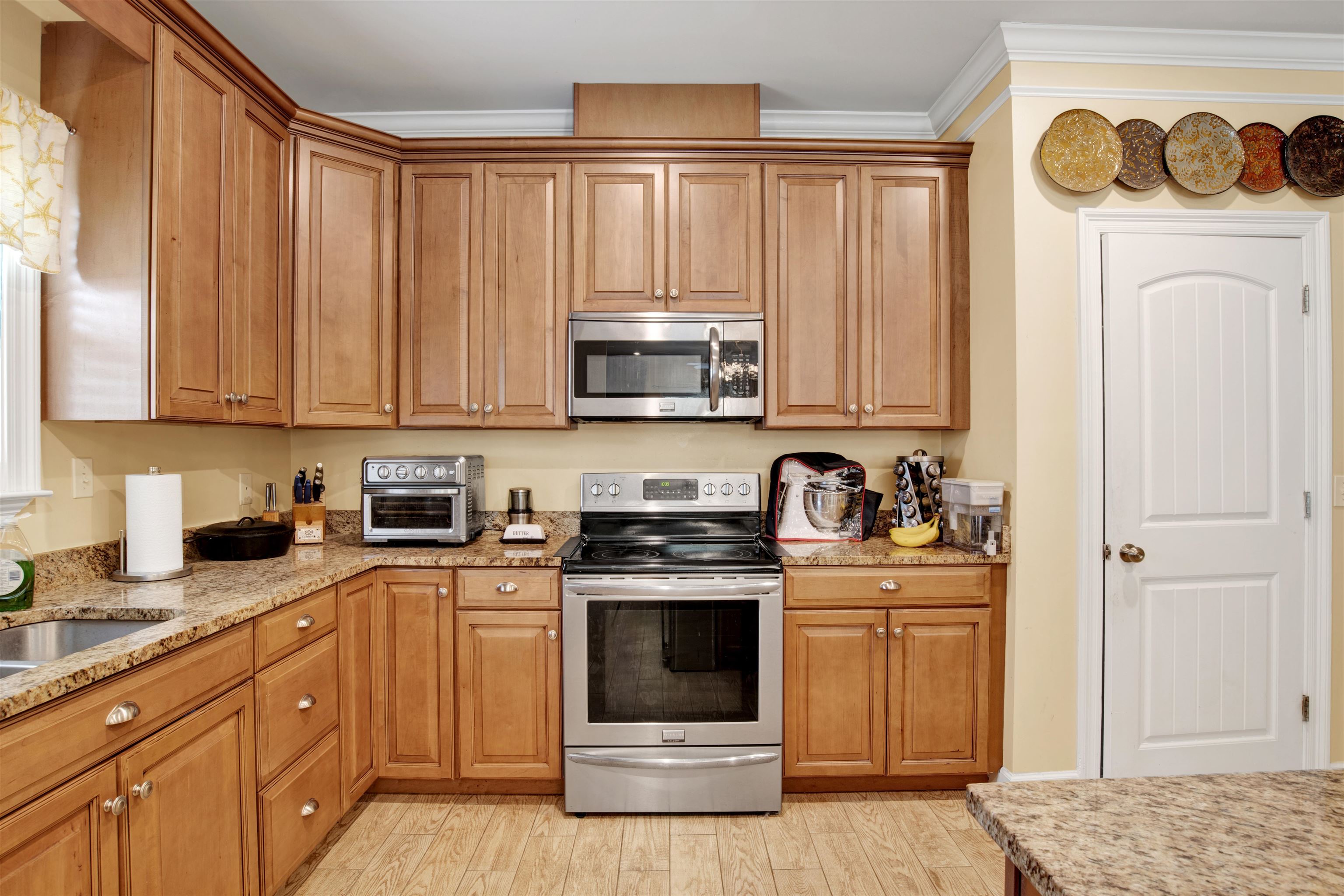 6679 Daniel Styron Lane Gulf Shores, AL 36542 - Photo 12 of 38 Kitchen