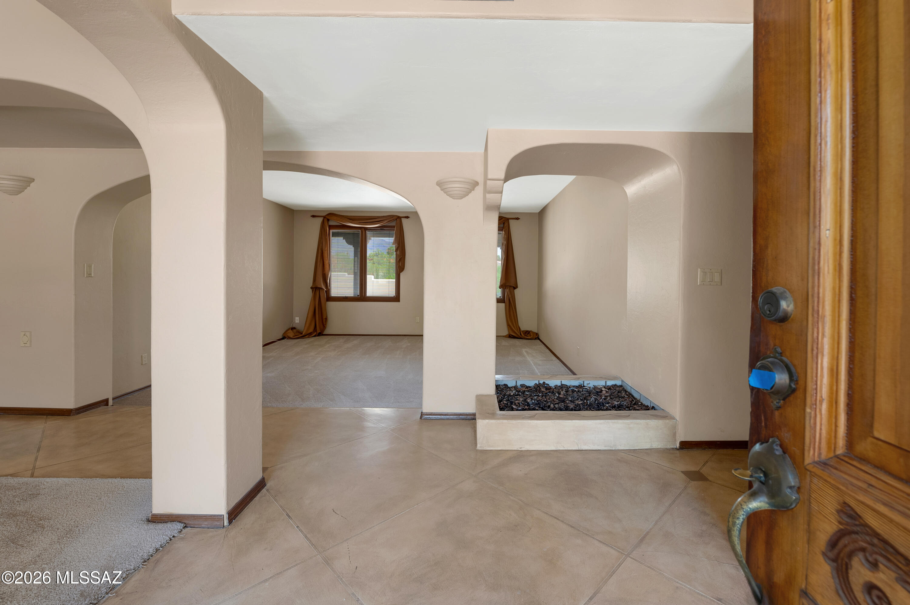 3990 North Ridgecrest Drive Tucson, AZ 85750 - Photo 5 of 42 Entryway