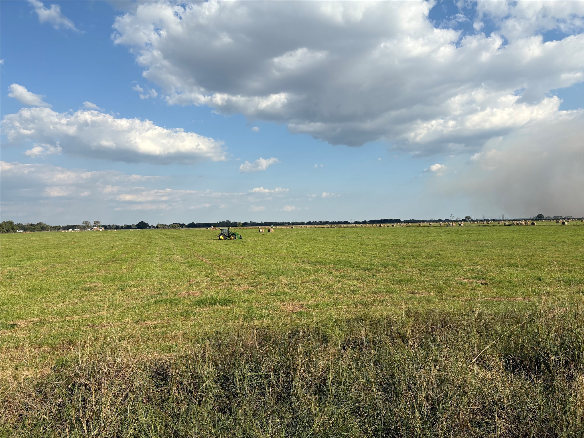 4282 Thompson Road Nome, TX 77629 - Photo 11 of 30 a view of a large body of water and mountain