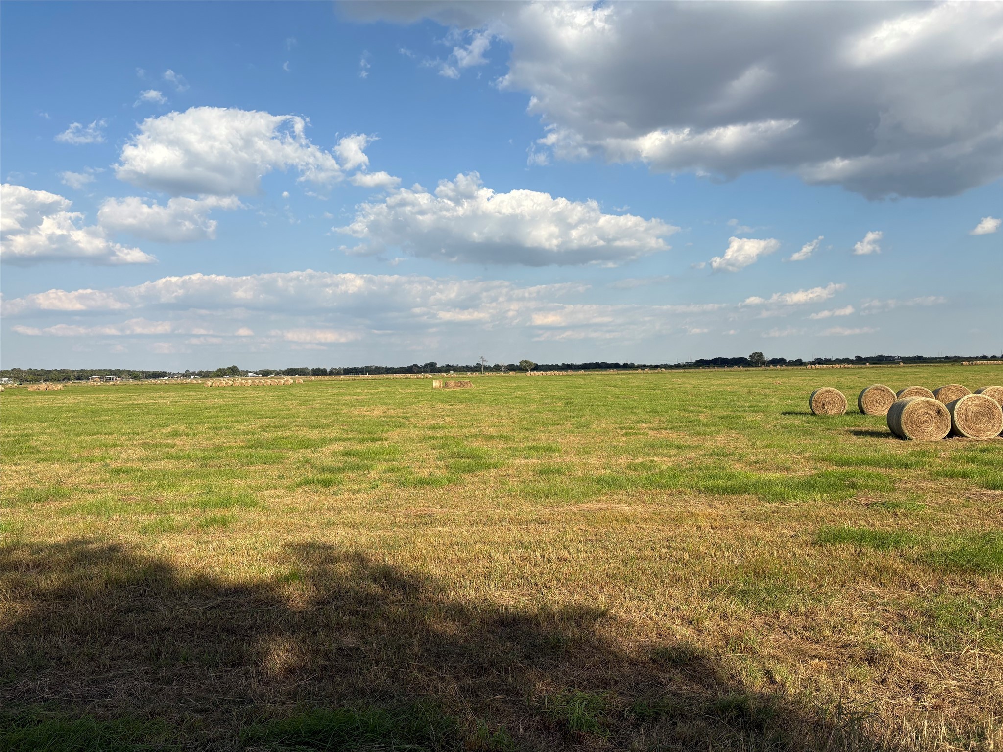 4282 Thompson Road Nome, TX 77629 - Photo 21 of 30 a view of an ocean