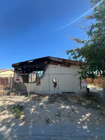 $25,000 | 24953 Camino Del Sol, Barstow, CA 92311