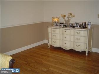 930 Jamestown Road East Windsor, NJ 08520 - Photo 4 of 11 Dining Room