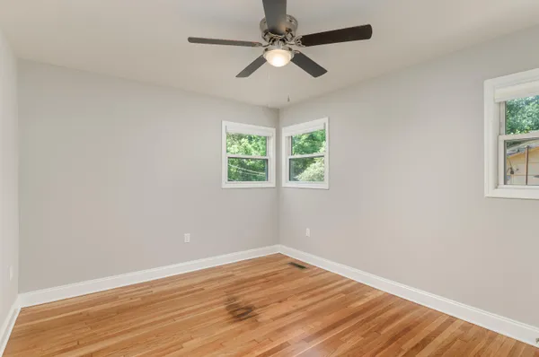 $1,550 | 5507 Central Avenue, Chattanooga, TN 37410