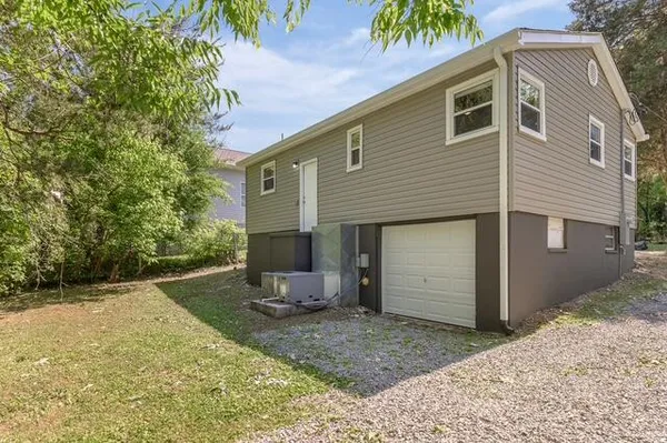 $1,550 | 5507 Central Avenue, Chattanooga, TN 37410