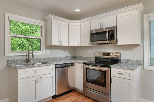 $1,550 | 5507 Central Avenue, Chattanooga, TN 37410