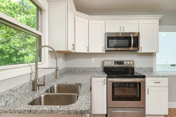 $1,550 | 5507 Central Avenue, Chattanooga, TN 37410