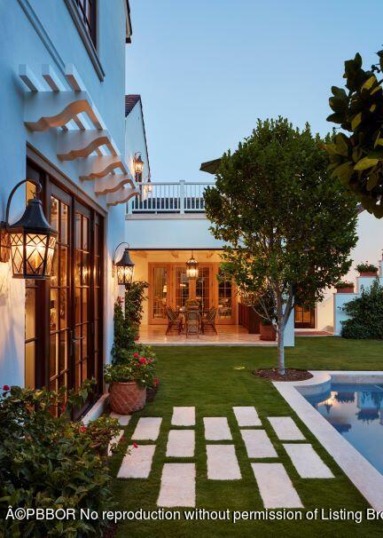 300 Indian Road Palm Beach, FL 33480 - Photo 38 of 42 a view of a back yard of the house