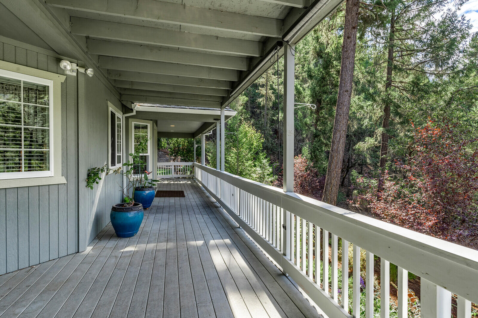 11847 Upper Applegate Road Jacksonville, OR 97530 - Photo 48 of 71 46-Covered Veranda