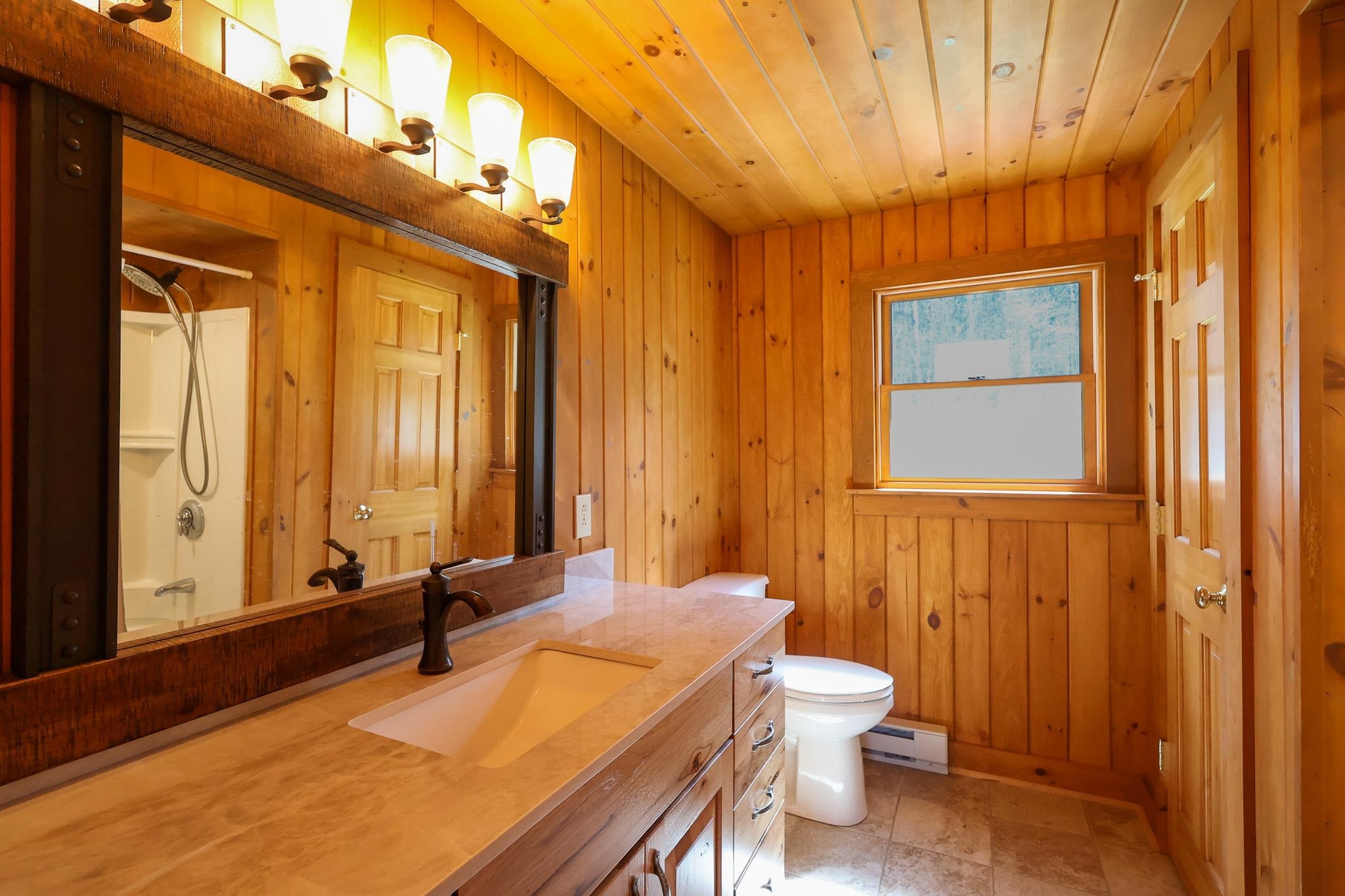 1209 Wildlife Road Hartford, VT 05001 - Photo 33 of 51