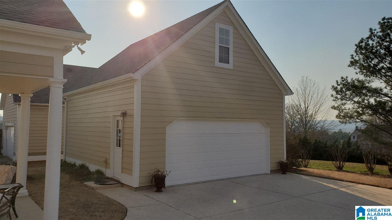 4657 Nicholas Drive Bessemer, AL 35022 - Photo 2 of 31
