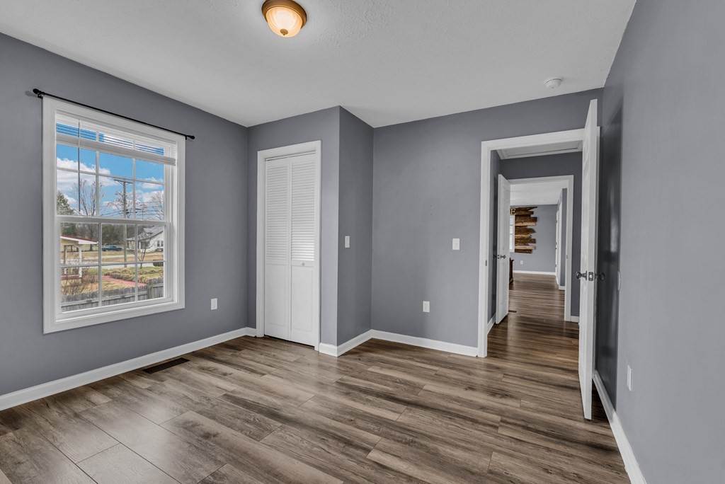 425 South Young Street Sparta, TN 38583 - Photo 15 of 30