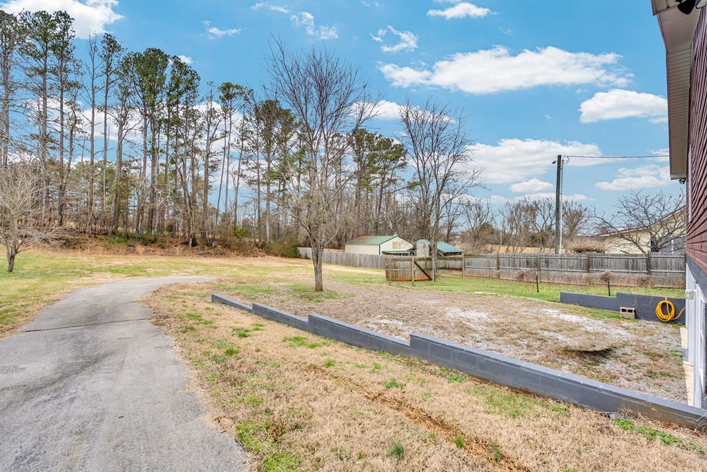 425 South Young Street Sparta, TN 38583 - Photo 29 of 30