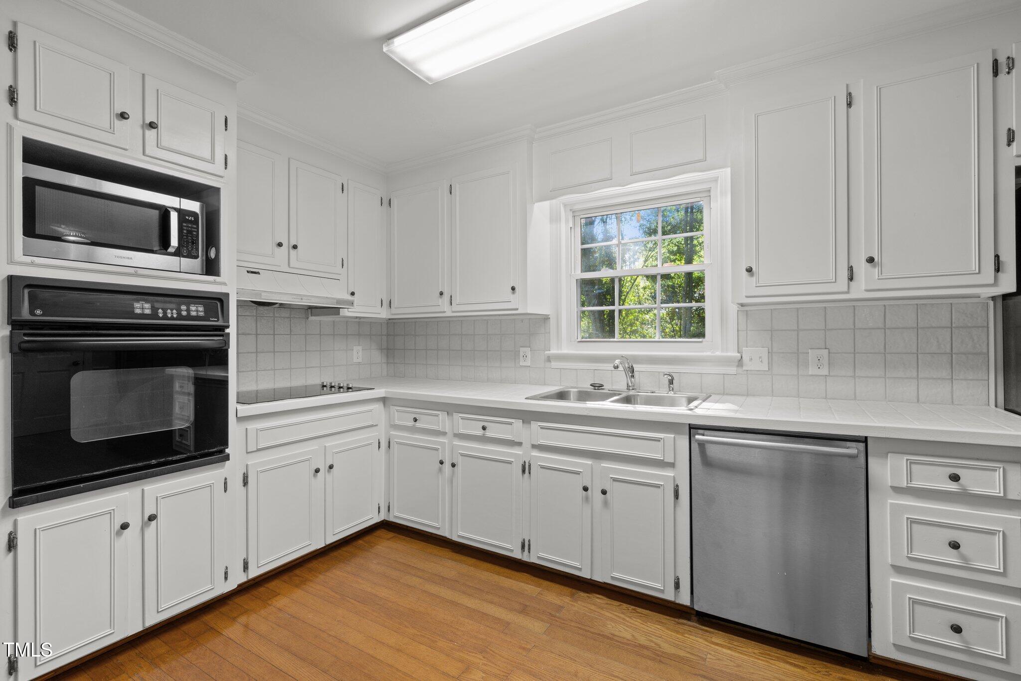 1304 Deboy Street Raleigh, NC 27606 - Photo 17 of 53 12-web-or-mls-5Z8A7050