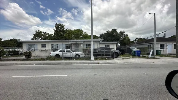$1,100 | 1201 Northwest 51st Street, Unit 3, Miami, FL 33142