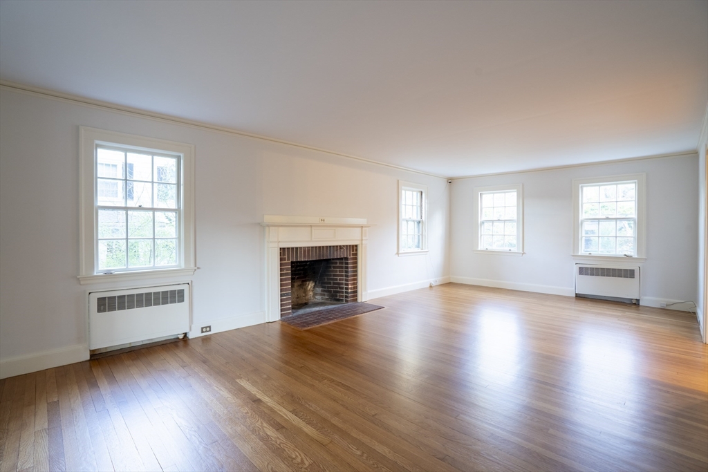 5 Richard Road Lexington, MA 02421 - Photo 3 of 39