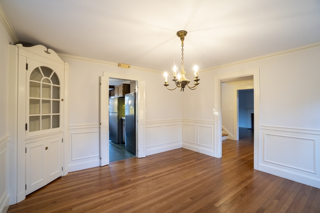 5 Richard Road Lexington, MA 02421 - Photo 8 of 39