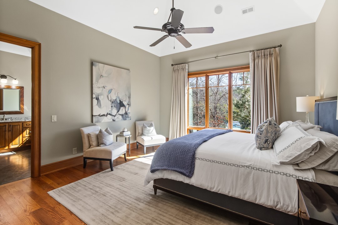 206 Feather Bell Lane Sunset, SC 29685 - Photo 21 of 50 This spacious room features ample natural light.