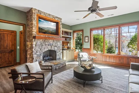 $3,650,014 | 206 Feather Bell Lane, Sunset, SC 29685