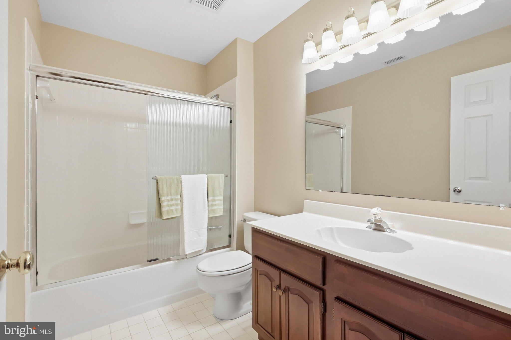 6700 Clifton Road Clifton, VA 20124 - Photo 69 of 125 4ht Level Full Bath