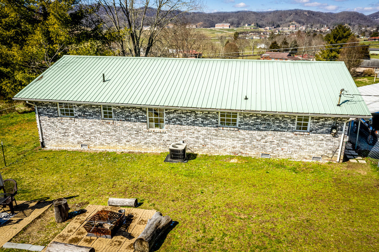 288 Forge Ridge Road Harrogate, TN 37752 - Photo 17 of 27 DJI_0937-HDR-Edit