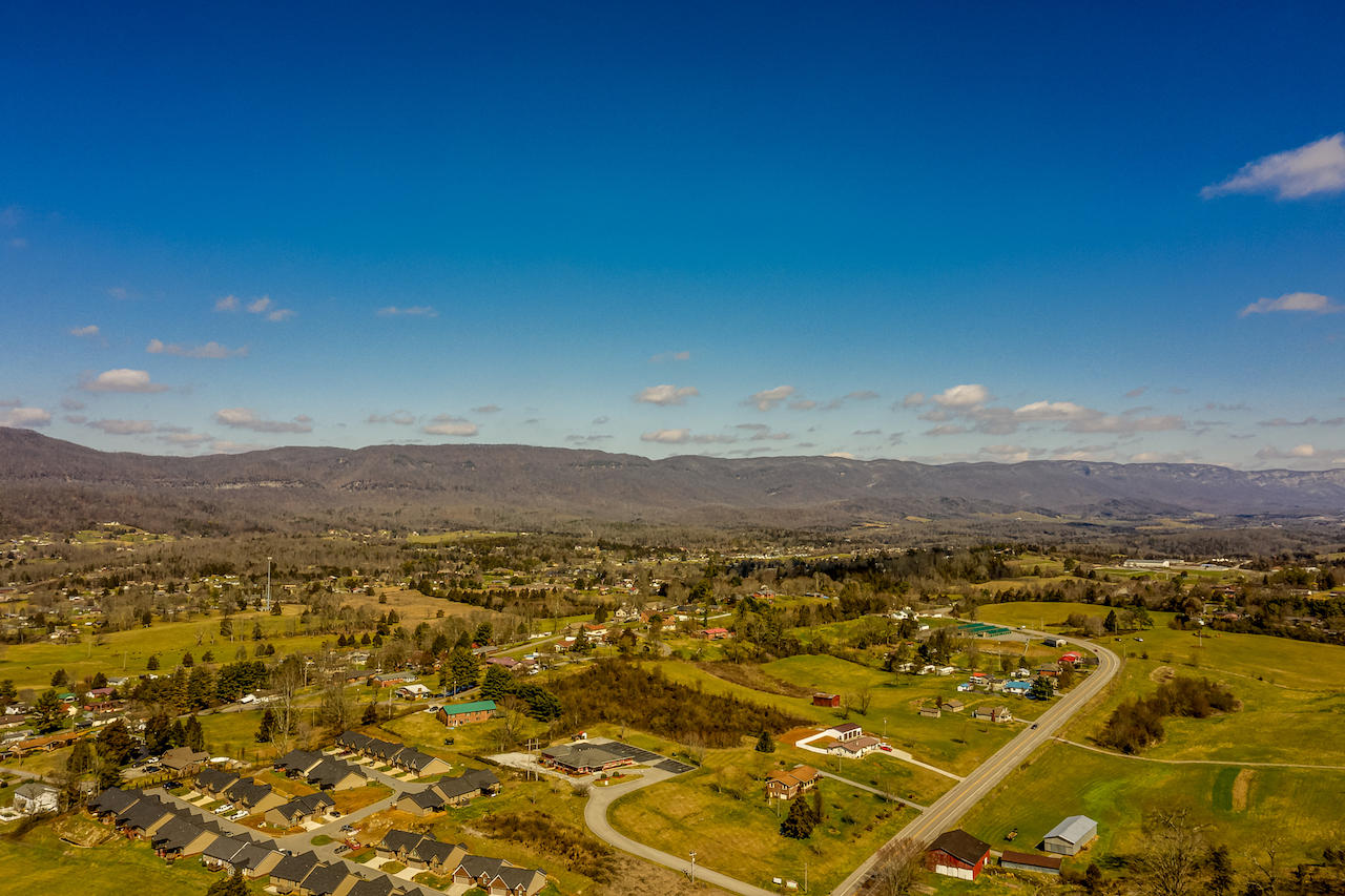 288 Forge Ridge Road Harrogate, TN 37752 - Photo 24 of 27 DJI_0982-HDR-Edit