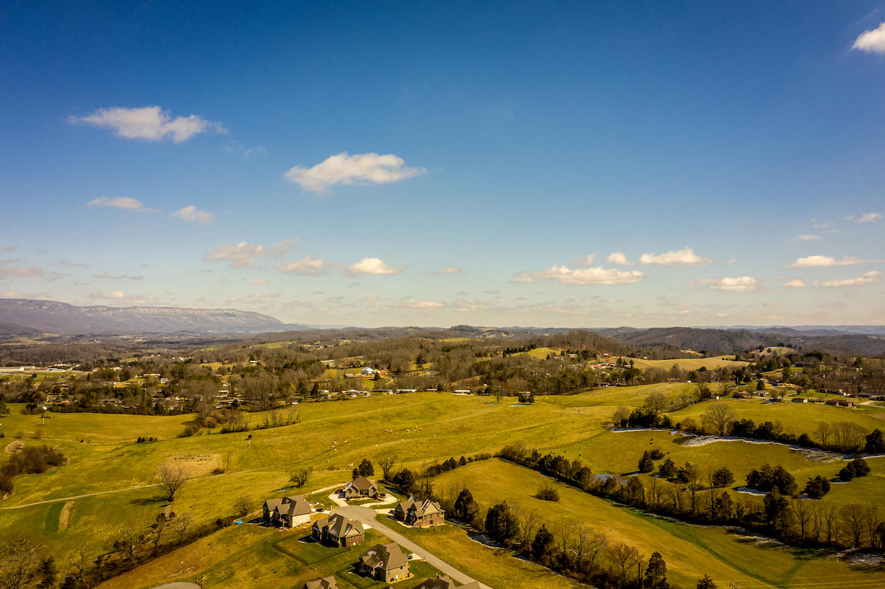 288 Forge Ridge Road Harrogate, TN 37752 - Photo 25 of 27 DJI_0987-HDR-Edit