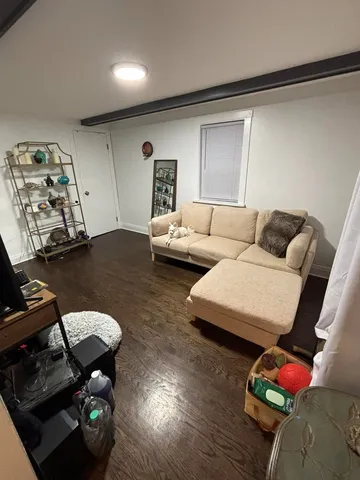 $1,500 | 3713 North Cicero Avenue, Unit 1, Chicago, IL 60641