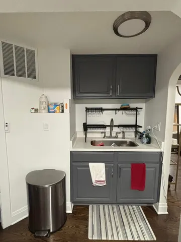 $1,500 | 3713 North Cicero Avenue, Unit 1, Chicago, IL 60641