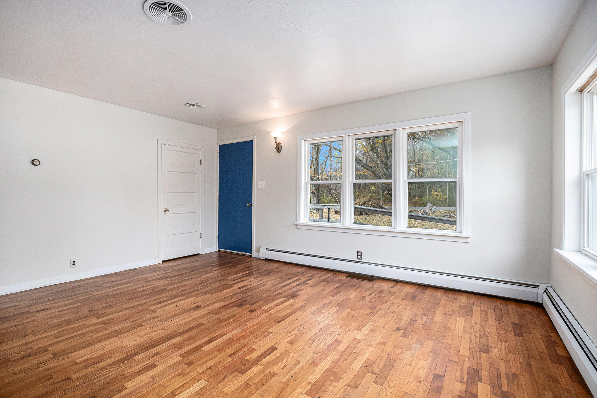 7574 Little Paw Paw Lake Road Coloma, MI 49038 - Photo 13 of 31 005_img_3294-2_600