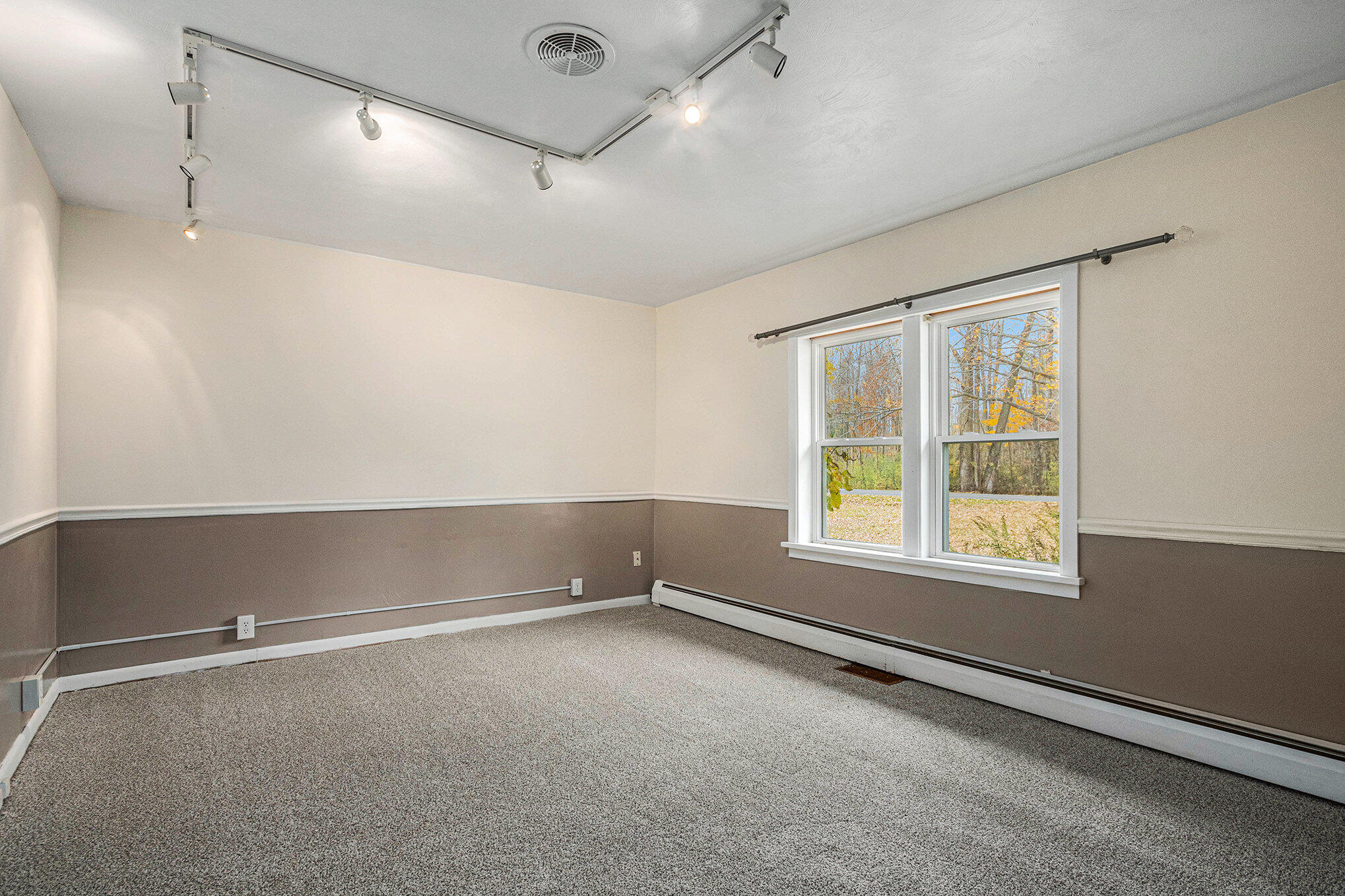 7574 Little Paw Paw Lake Road Coloma, MI 49038 - Photo 18 of 31 013_img_3304_692