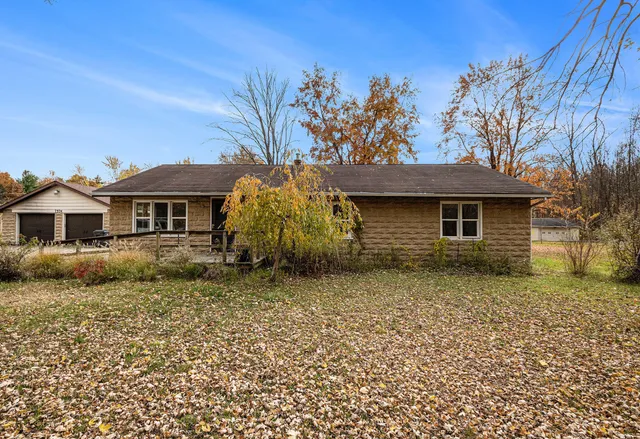 $259,900 | 7574 Little Paw Paw Lake Road, Coloma, MI 49038