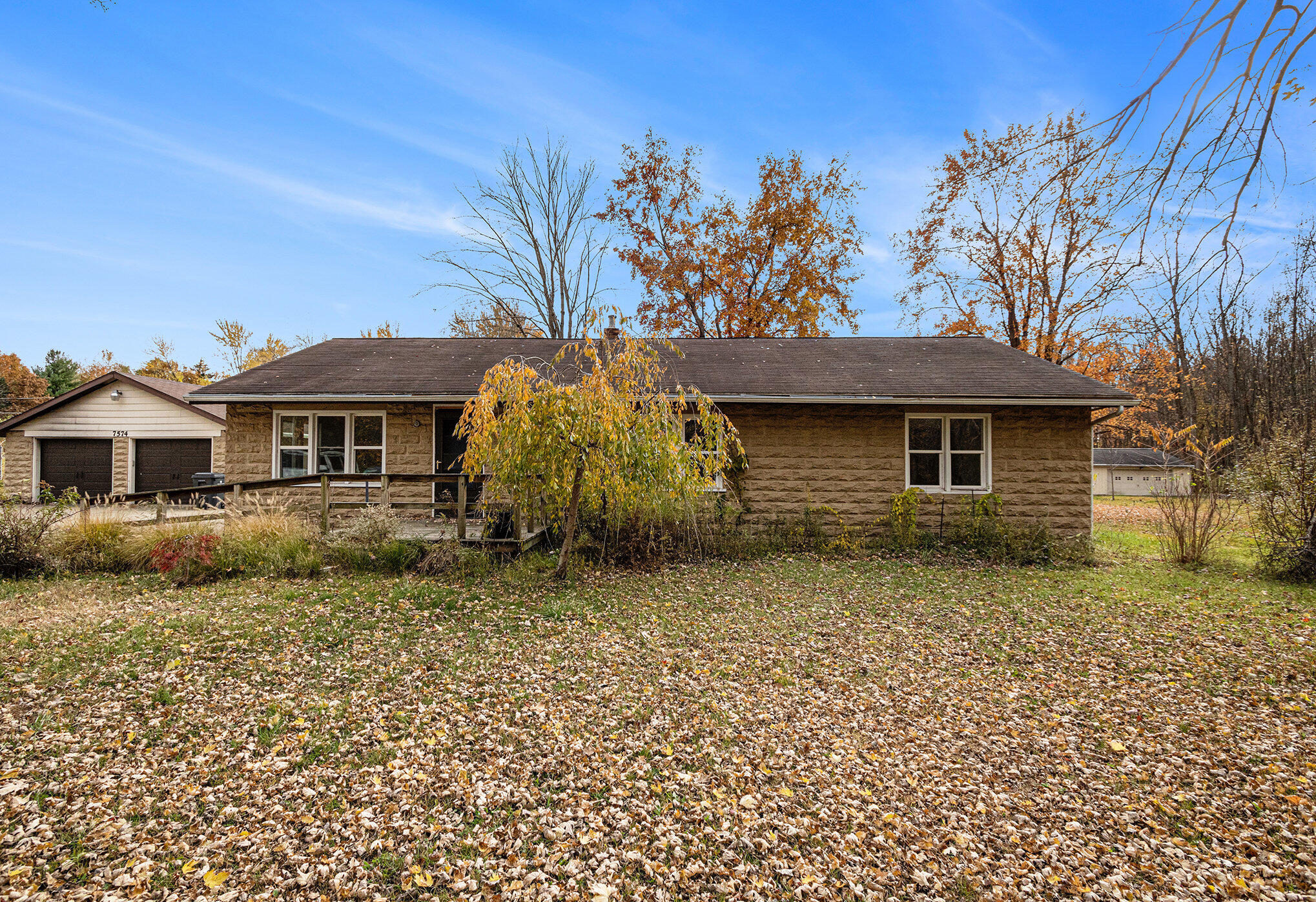 7574 Little Paw Paw Lake Road Coloma, MI 49038 - Photo 2 of 31 002_img_3319_31