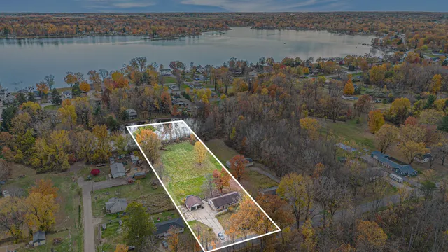 $259,900 | 7574 Little Paw Paw Lake Road, Coloma, MI 49038