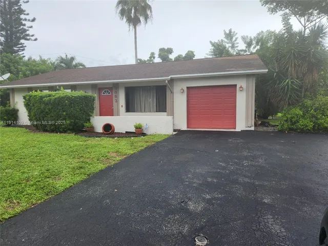 $3,200 | 2862 Northwest 108th Avenue, Sunrise, FL 33322