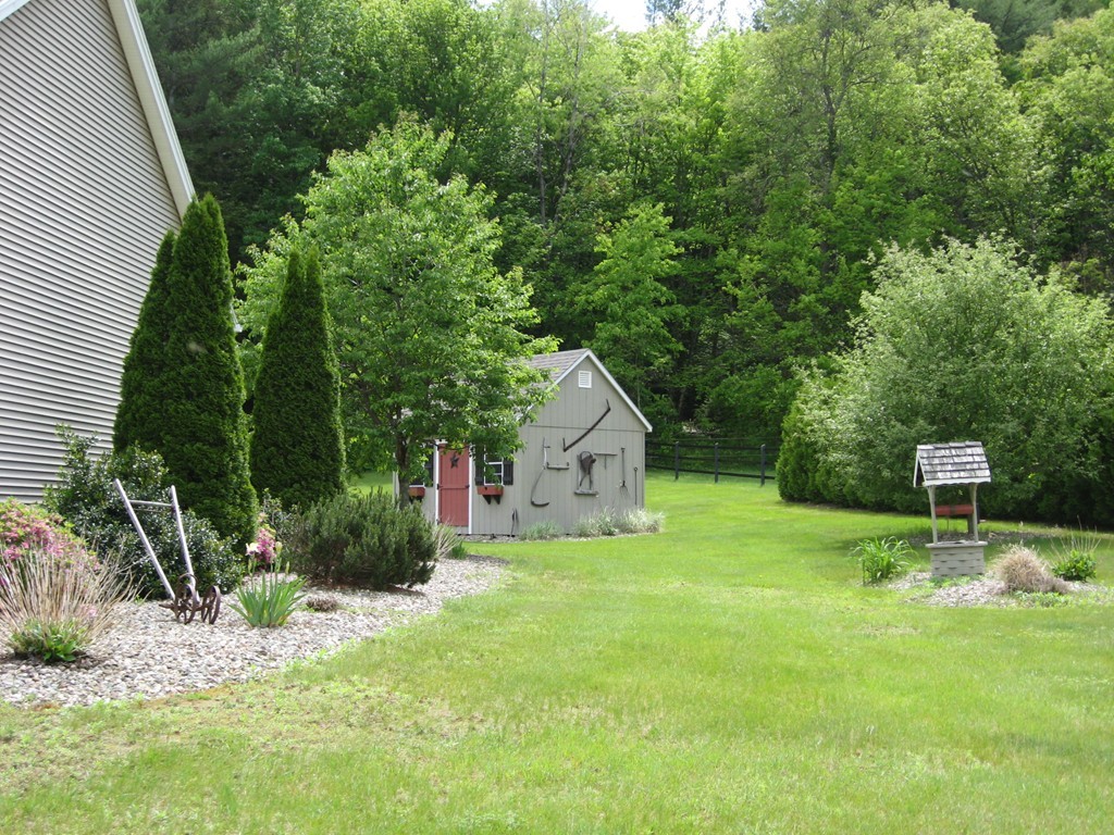 151 Old Palmer Road Brimfield, MA 01010 - Photo 3 of 30