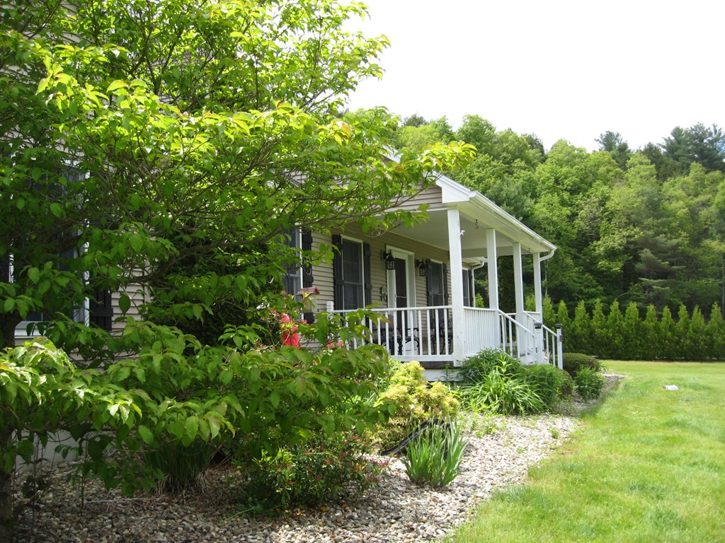 151 Old Palmer Road Brimfield, MA 01010 - Photo 7 of 30
