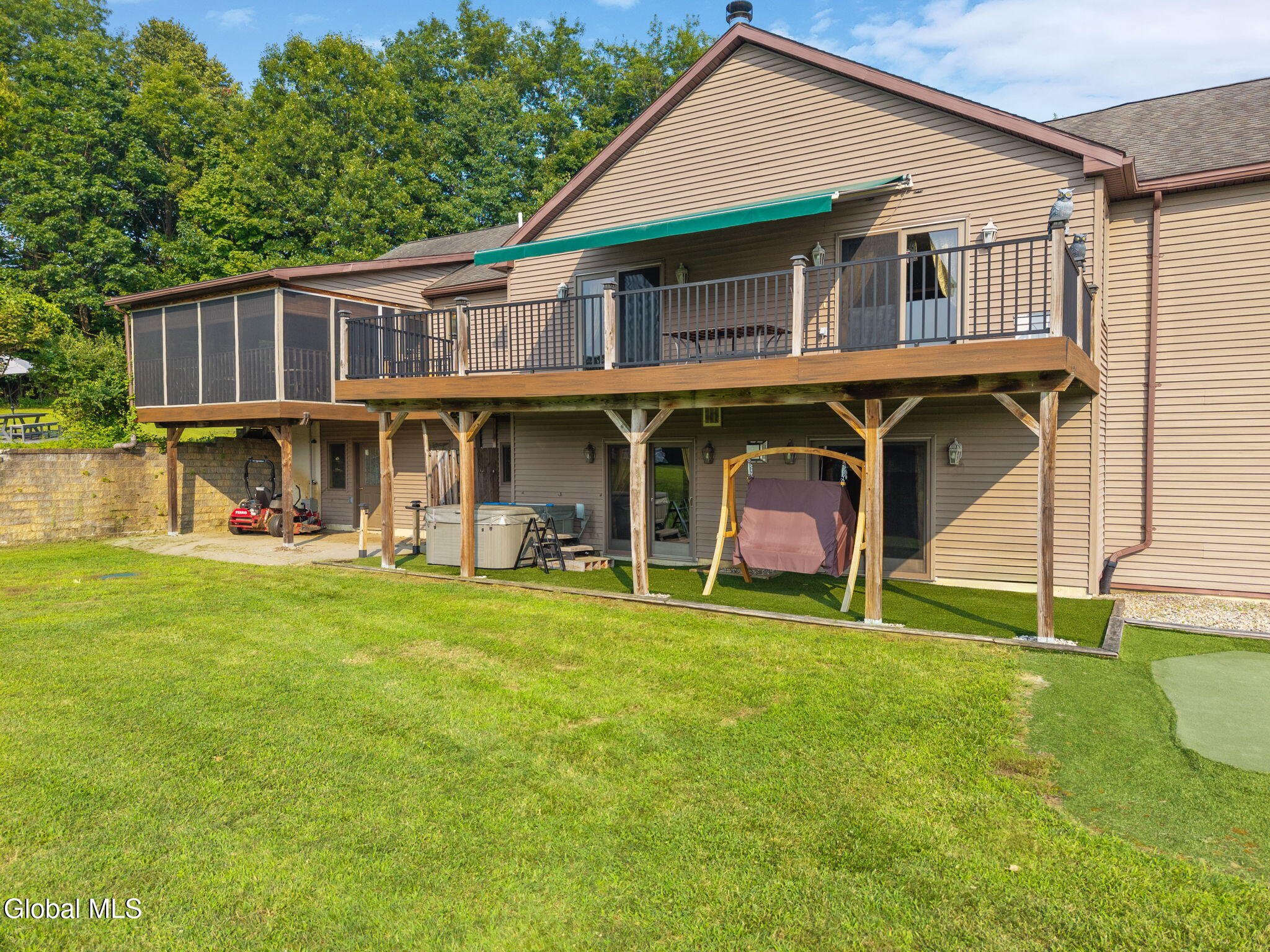 942 Murray Road Milton, NY 12850 - Photo 3 of 88 3-942MurrayRd_03