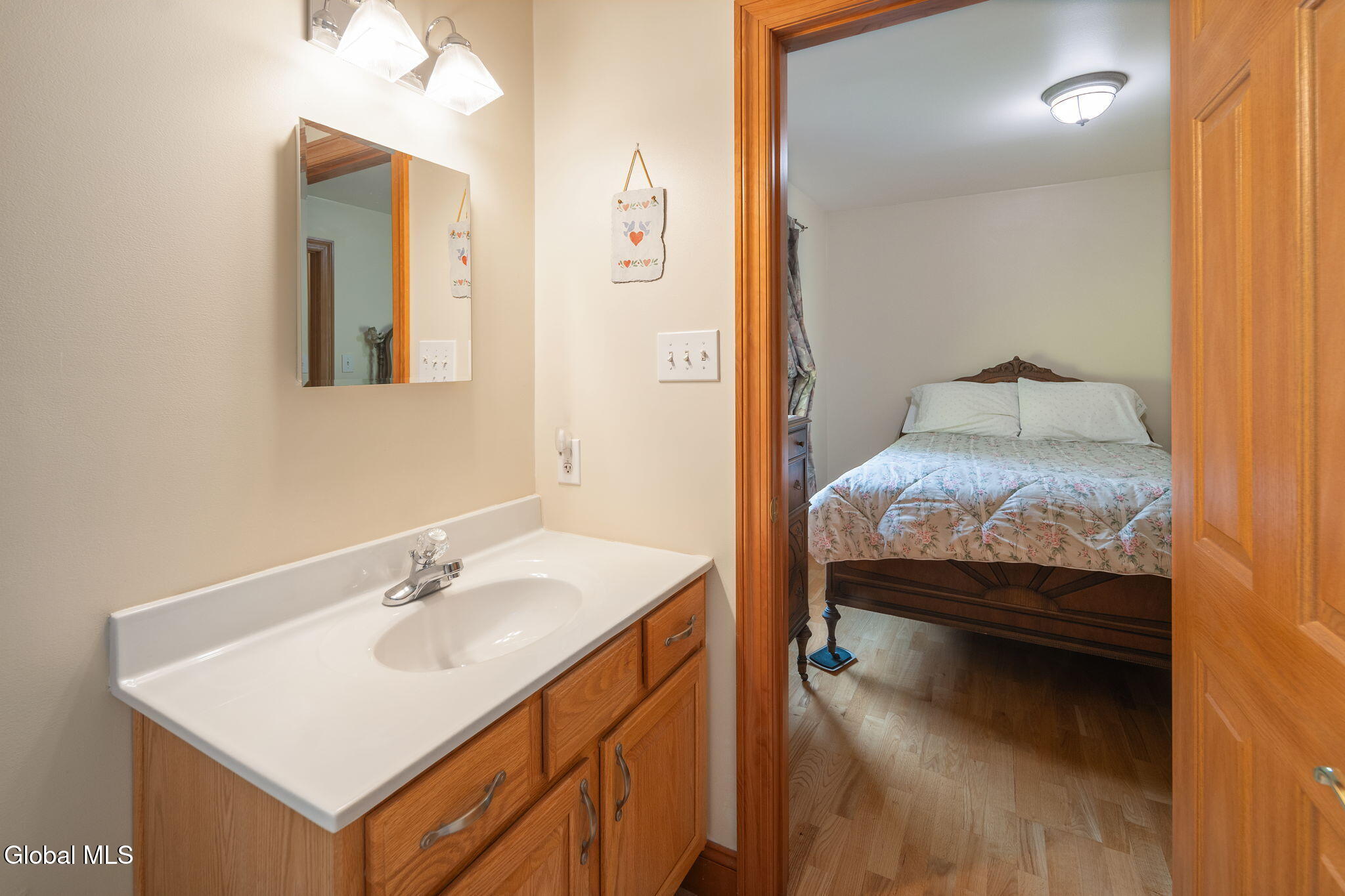 942 Murray Road Milton, NY 12850 - Photo 33 of 88 33-942MurrayRd_33