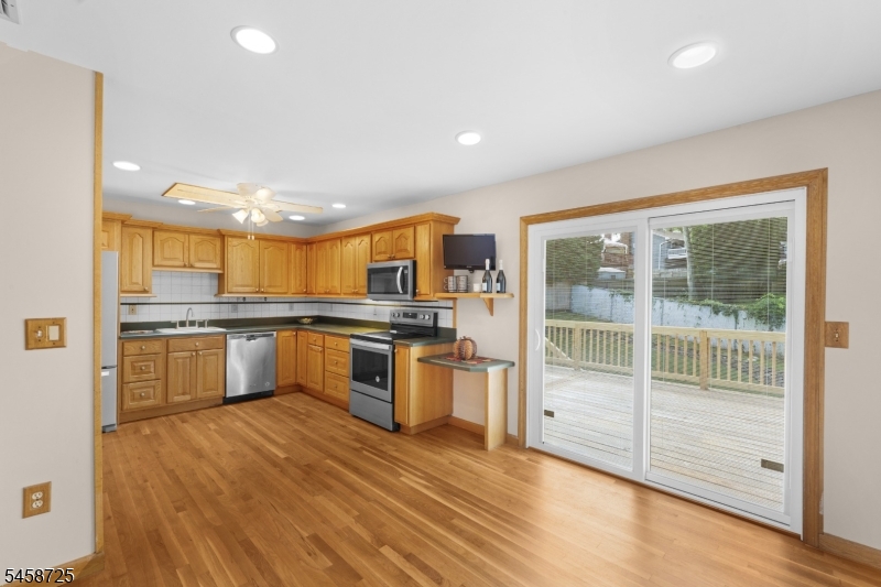 14 Eugene Road Hopatcong, NJ 07843 - Photo 15 of 40 Gallery Image 15